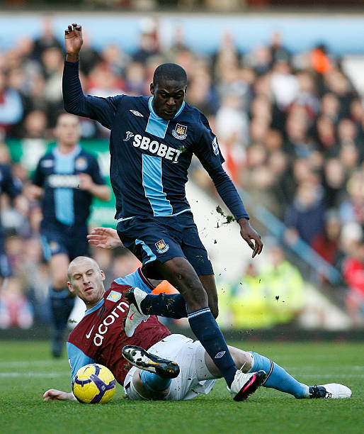 贡献的赞扬 贡献的赞扬